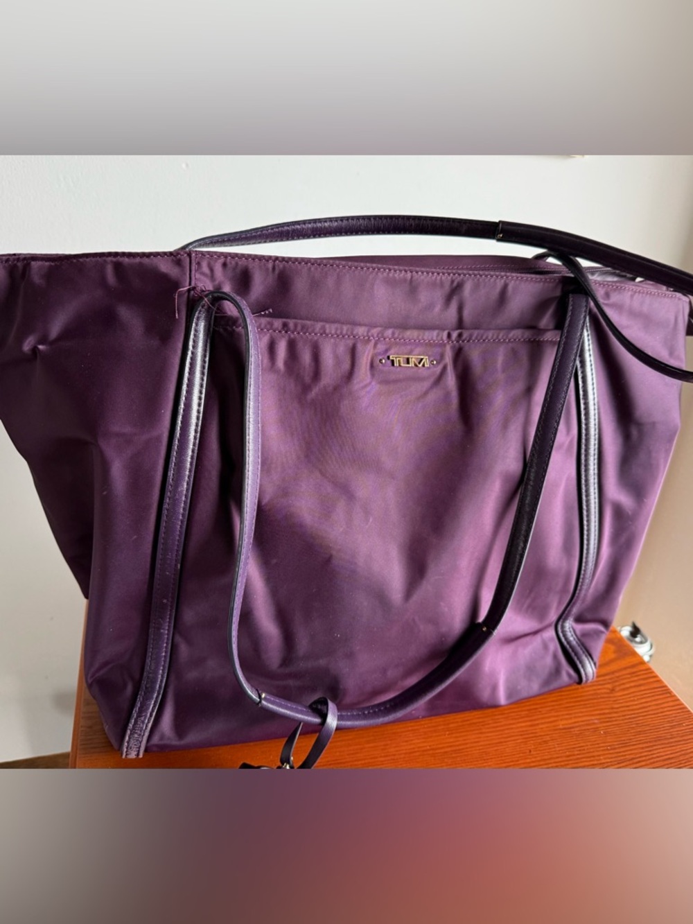 Tumi Voyageur Quintessential Tote/purple - Picture 3 of 9